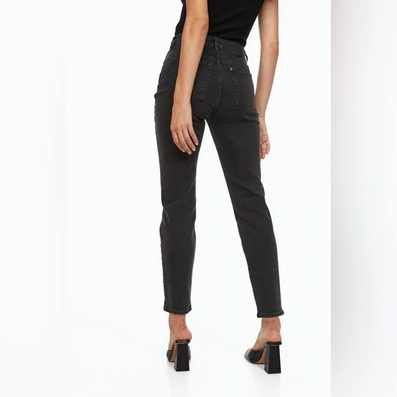 Mom Ultra High Rise Jeans - Picture 2 of 10